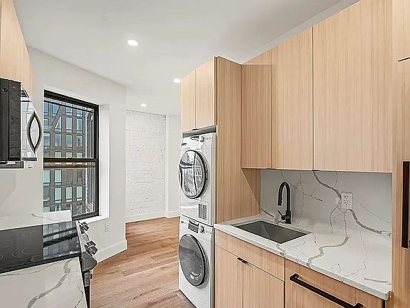 2nd image of 6 Avenue B #2