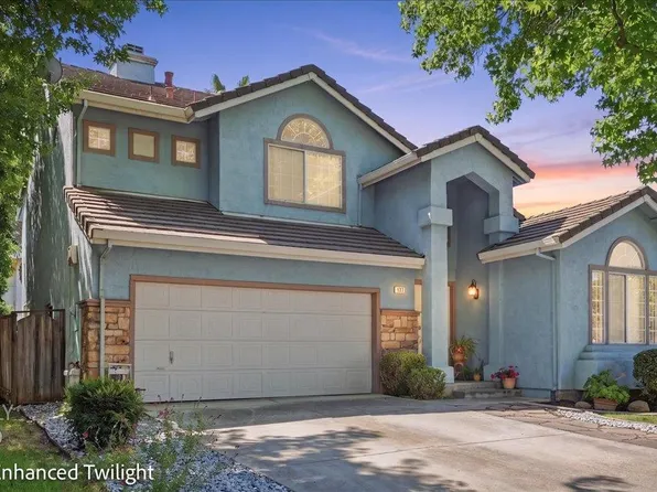 420 Falcon Ct, Tracy, CA 95376