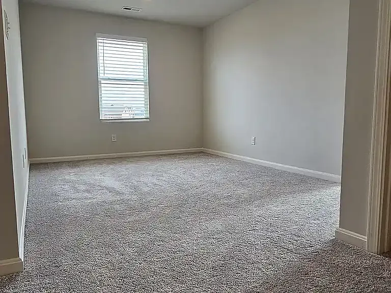 105 Gaston Cir — Photo 24