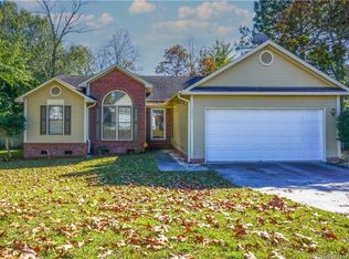 5234 Archer Rd, Hope Mills, NC 28348