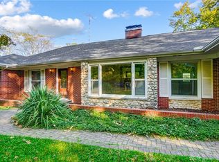 329 W Whiteman St, Yellow Springs, OH