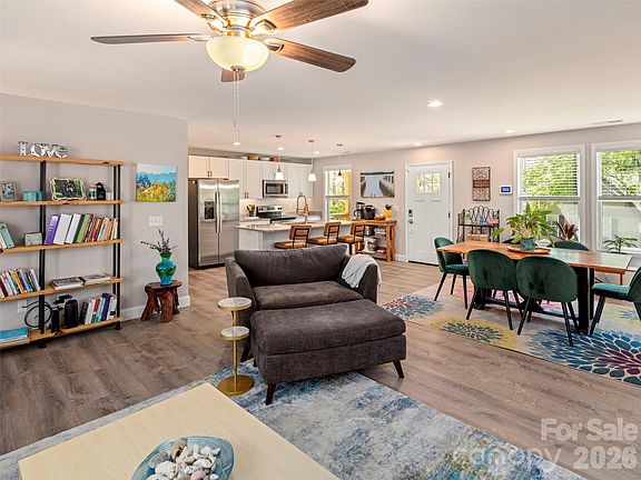5th image of 14 Avena St
