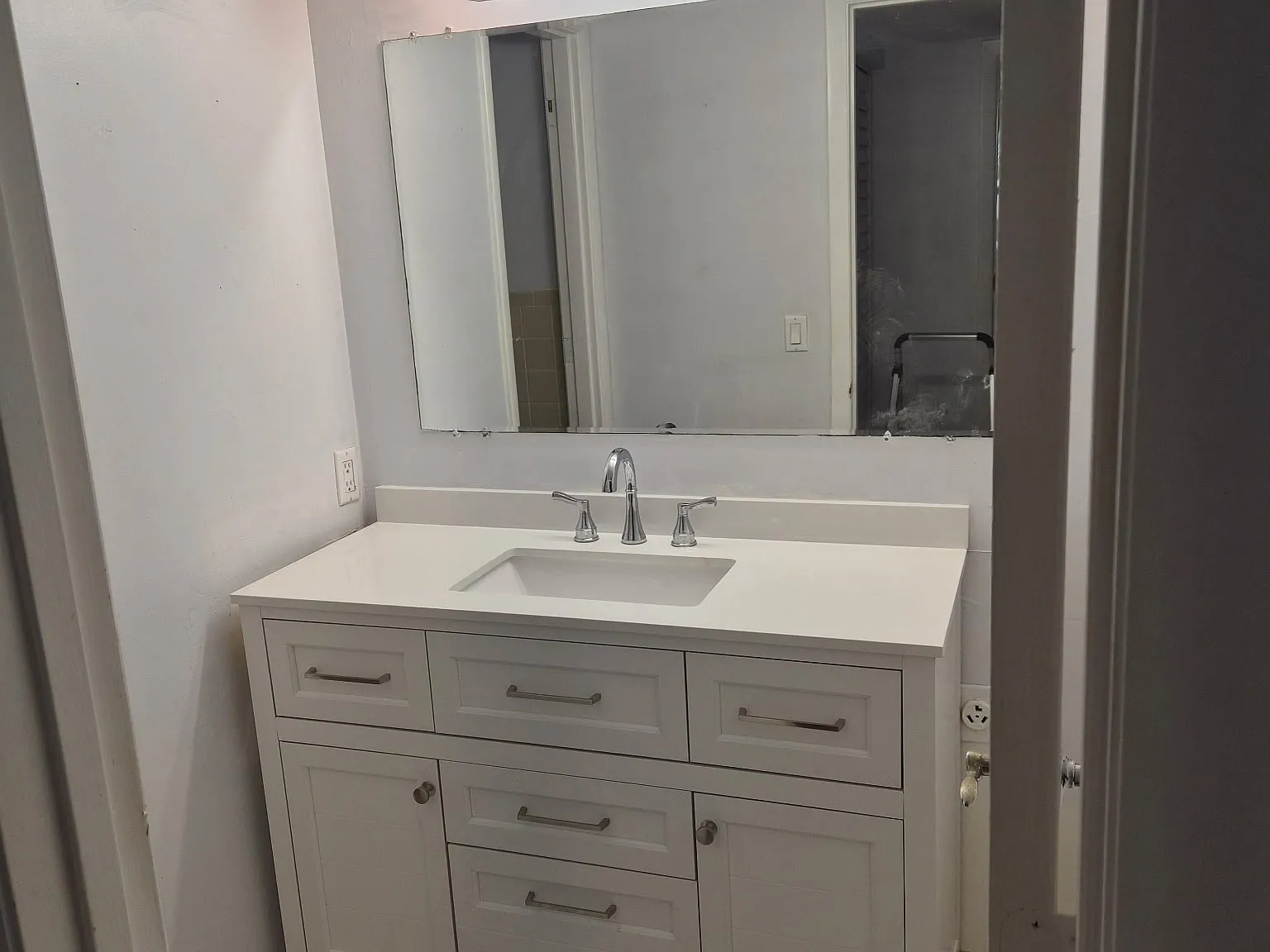 2 bed, 1.5 bath, 954 sqft, $1,495 — Photo 4