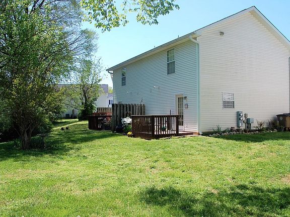 2nd image of 830 Duchess Way