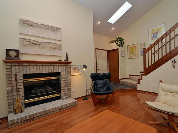 5th image of 7196 White Pine Dr
