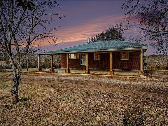 2nd image of 3216 Flat Swamp Rd