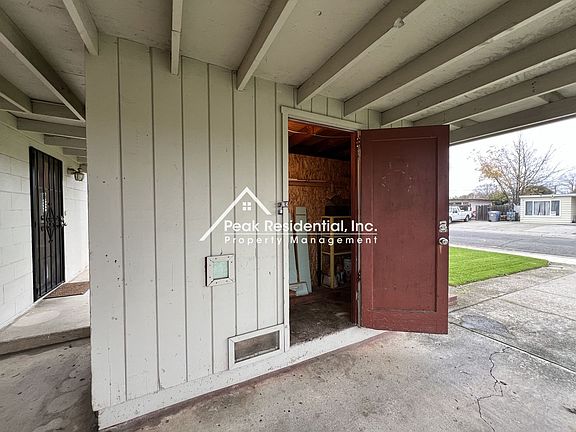 3rd image of 5920 35th Ave