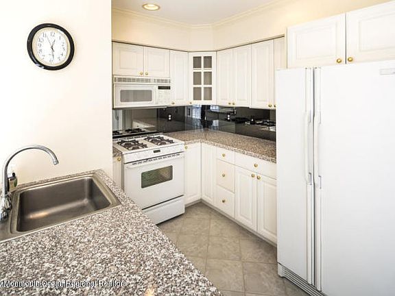 3rd image of 14 Highland Ave