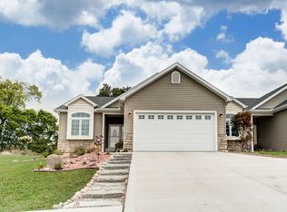 1612 Harvest Ridge Ln, Warsaw, IN 46582