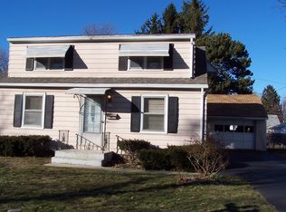 46 Leonard Rd, Rochester, NY 14616