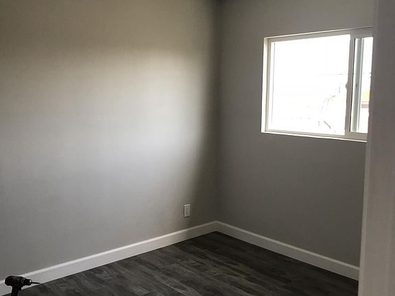 2nd image of 1506 S Orange Dr APT 1