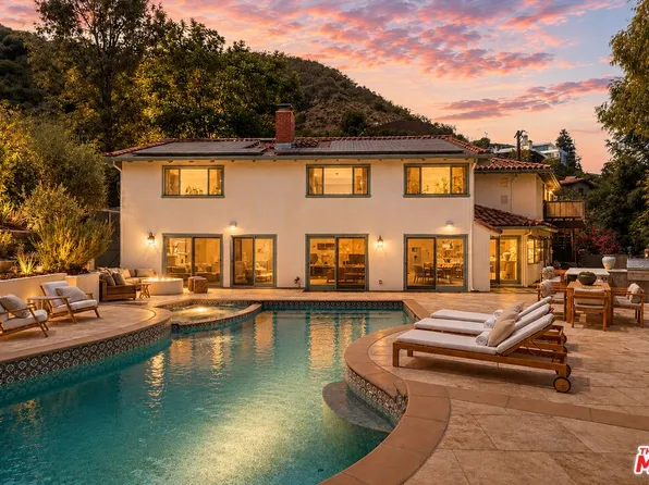 9830 Beeson Dr, Beverly Hills, CA 90210