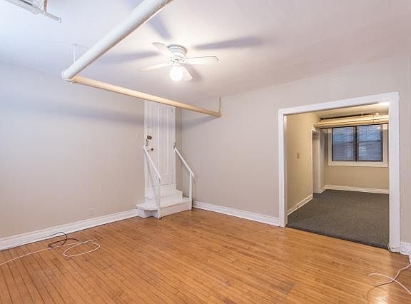 4th image of 7044 N Greenview Ave #G1