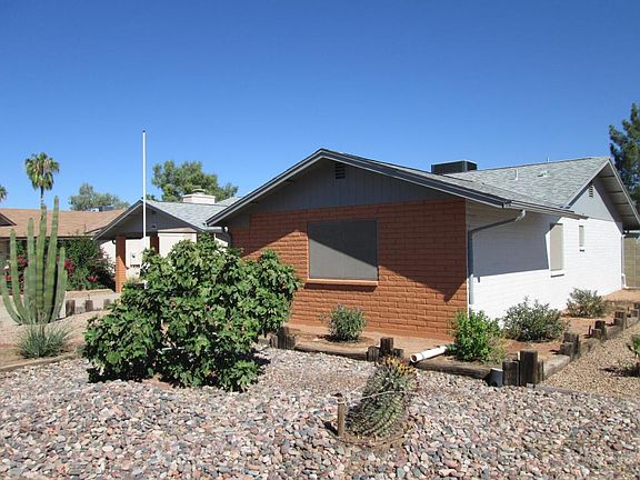 4th image of 2462 E Javelina Ave