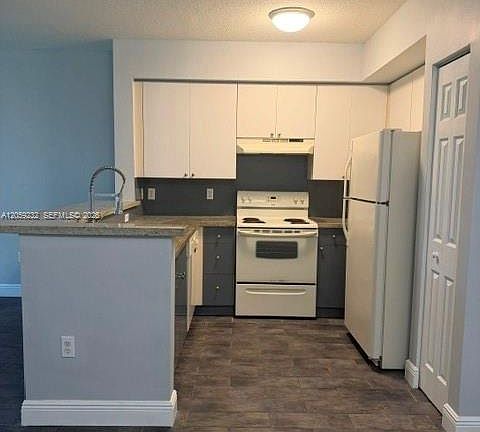 2nd image of 11060 SW 196th St APT 110