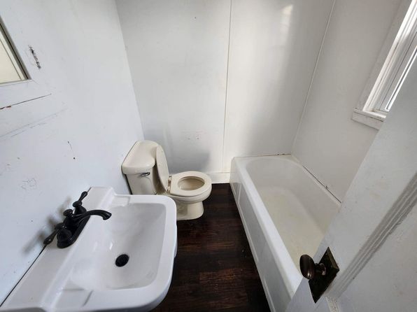 (undisclosed Address), Clinton, OK 73601