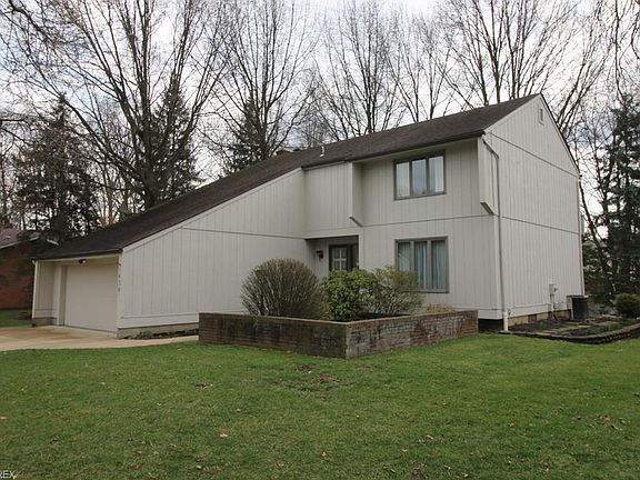 2nd image of 1434 Woodlake Blvd