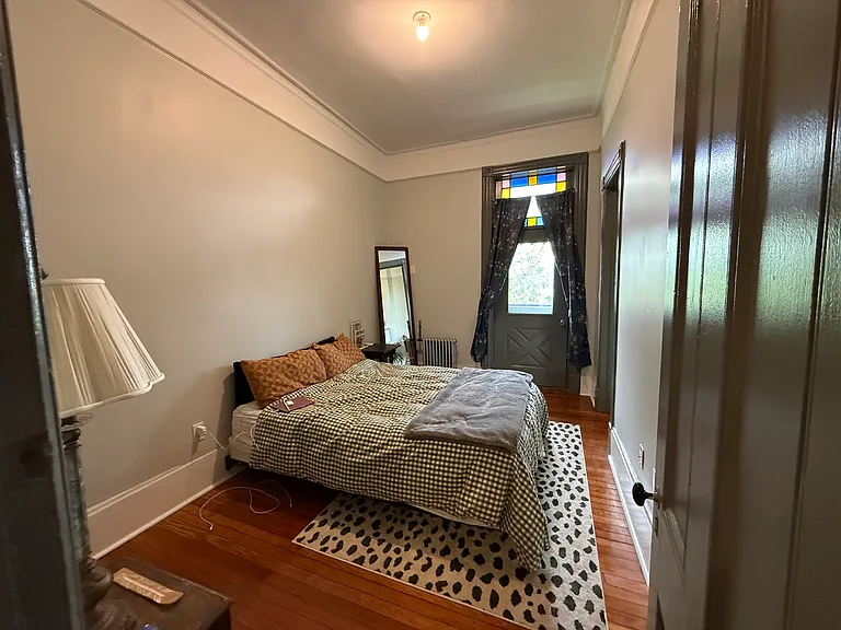 286 Grand St #3R — Photo 5