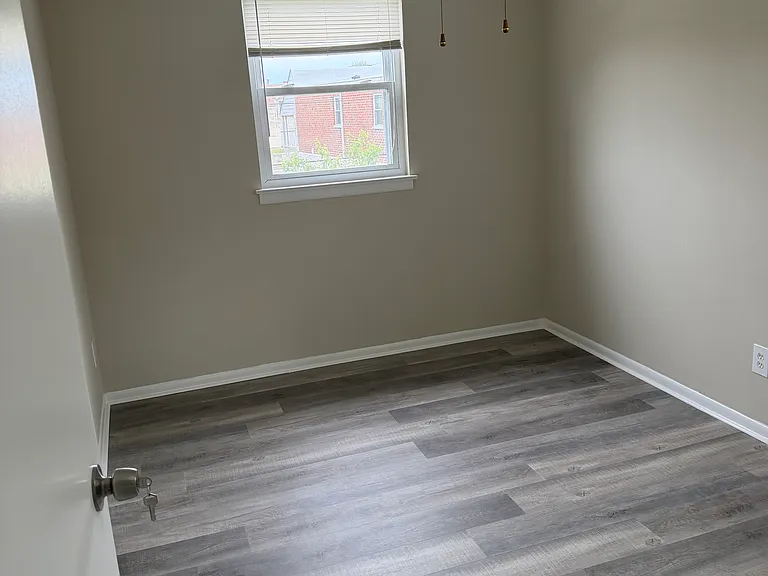 9813 Wistaria St #2 — Photo 8