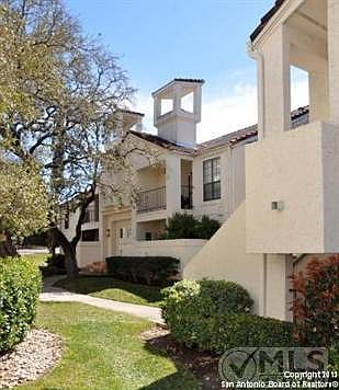3rd image of 2255 Thousand Oaks Dr APT 305