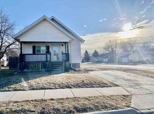 825 S 12th St, Norfolk, NE 68701