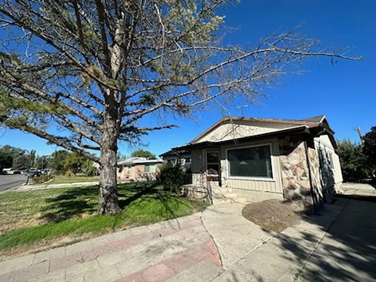 2928 W Lehi Dr — Photo 1