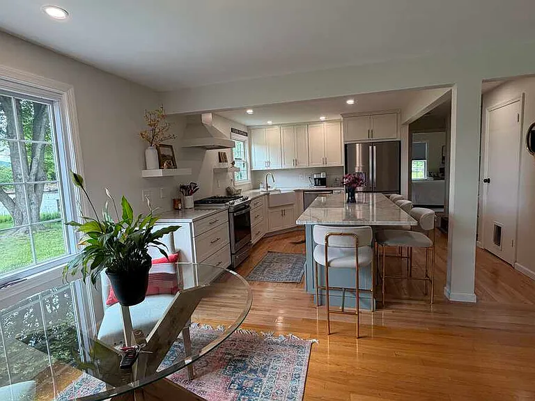 75 Alvord St — Photo 3