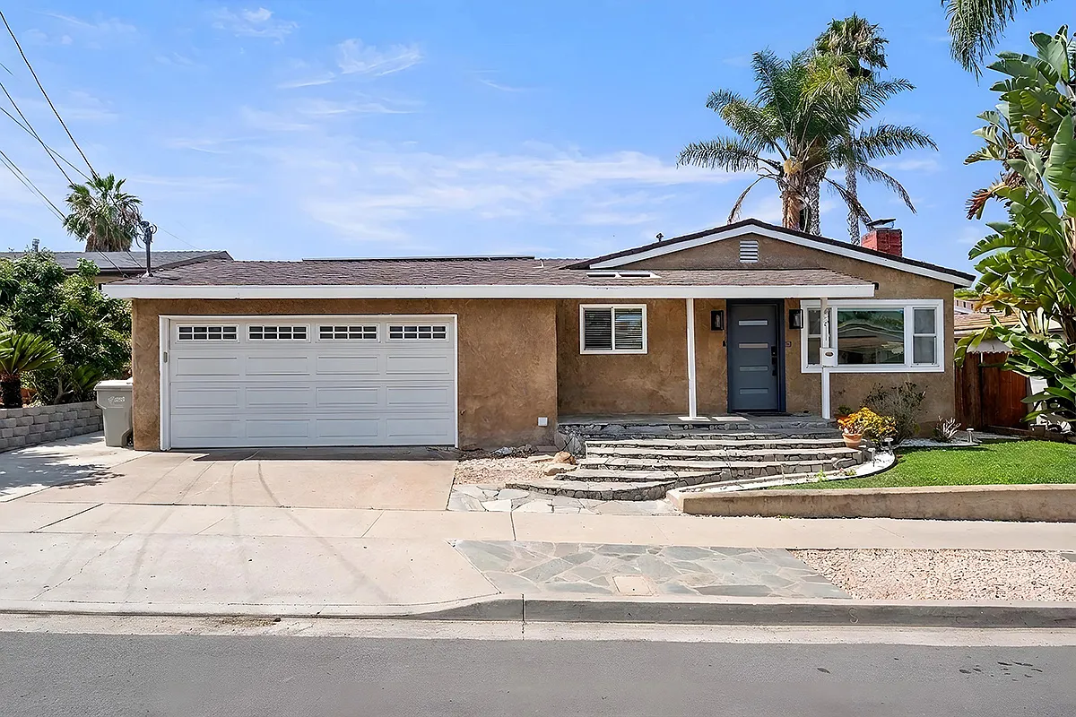 4 bed, 1756 sqft, $6,150 — Photo 1
