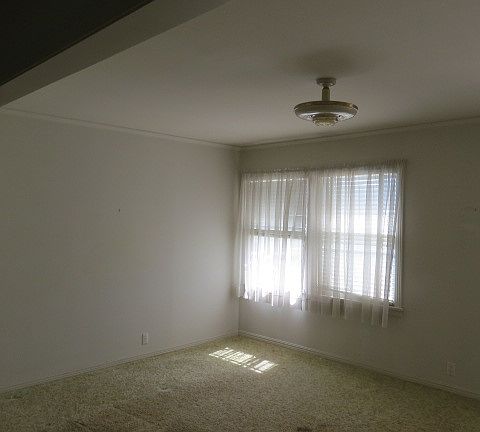 2nd image of 1730 E Oklahoma Ave