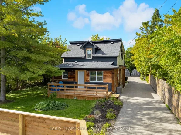 1020 Ewart St, Innisfil, ON L0L 1C0