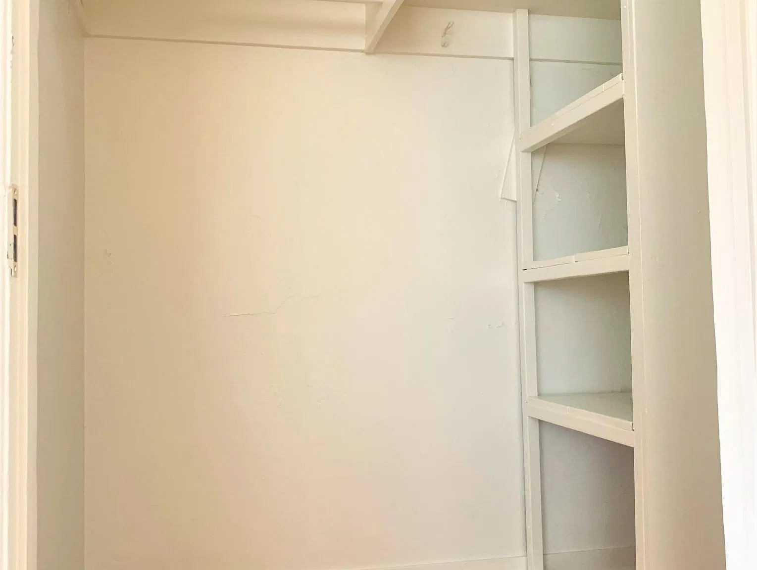 2 bed, $2,300 — Photo 2