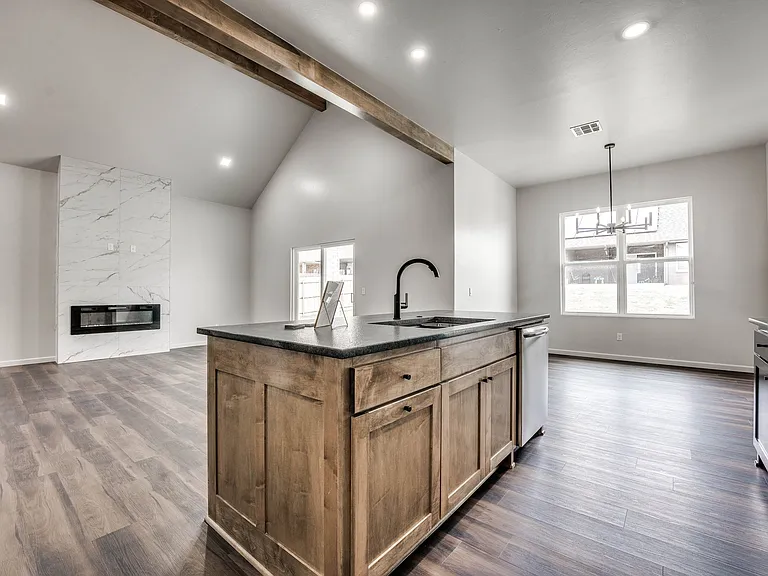 14301 Village Trl — Photo 18