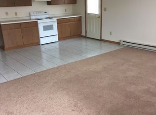 1402 W Trainor Dr, Pontiac, IL 61764