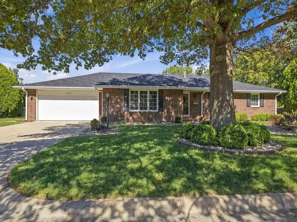2105 Northwood Ln, Salina, KS 67401
