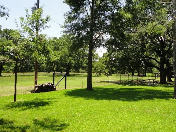 2nd image of 131 County Road 2306