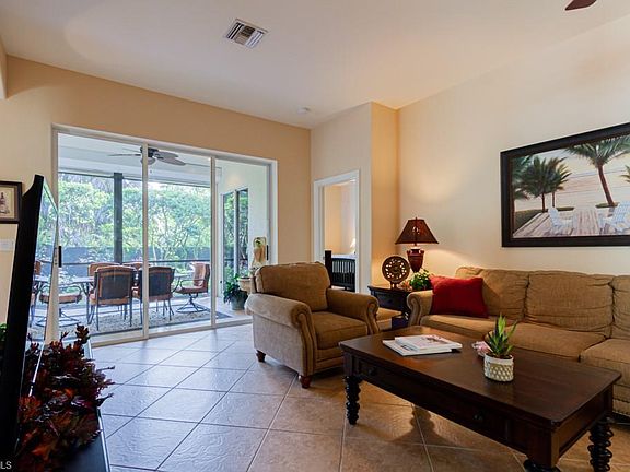 4th image of 766 Vistana Cir