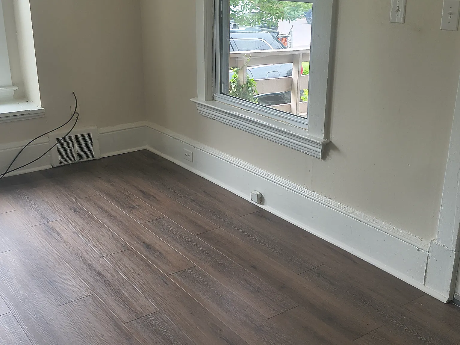 3222 Woodbridge Ave — Photo 1