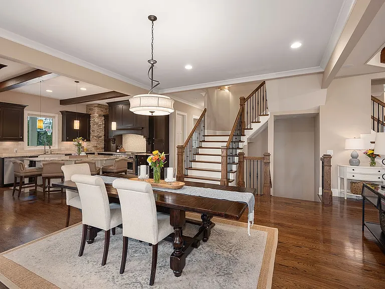 7715 Cathedral Hill Dr — Photo 14
