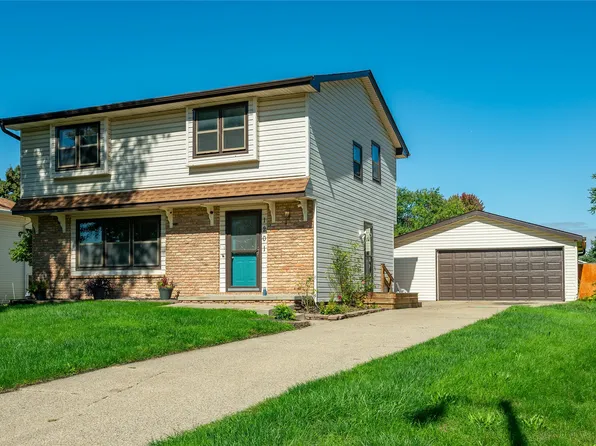 1201 4th St NW, Altoona, IA 50009