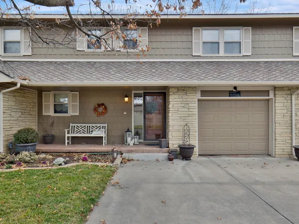 120 S Maize Rd APT 11, Wichita, KS 67209