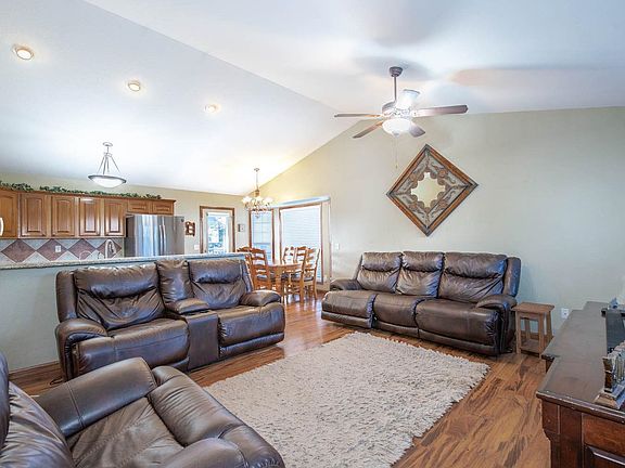 2nd image of 2710 Lochinbar Ct