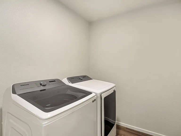 2838 Barnstormer St #2 — Photo 21