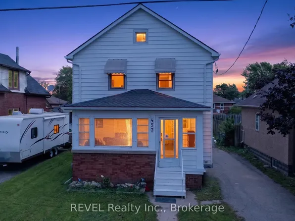457 Davis St, Pt Colborne, ON L3K 1Z7