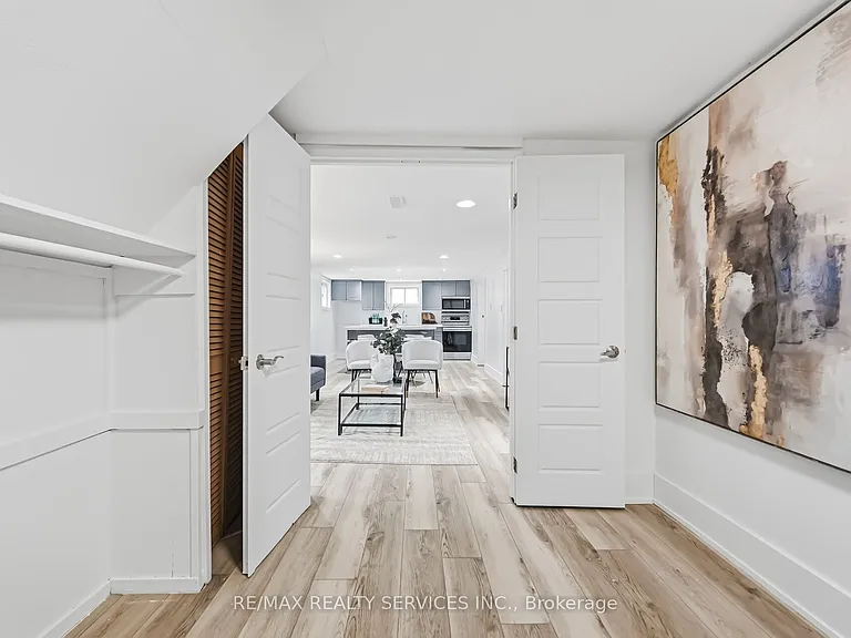 6 Bonnyview Dr #LOWER — Photo 6