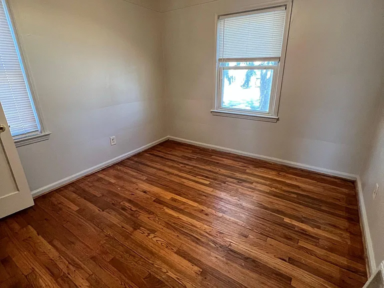 Bedroom #1