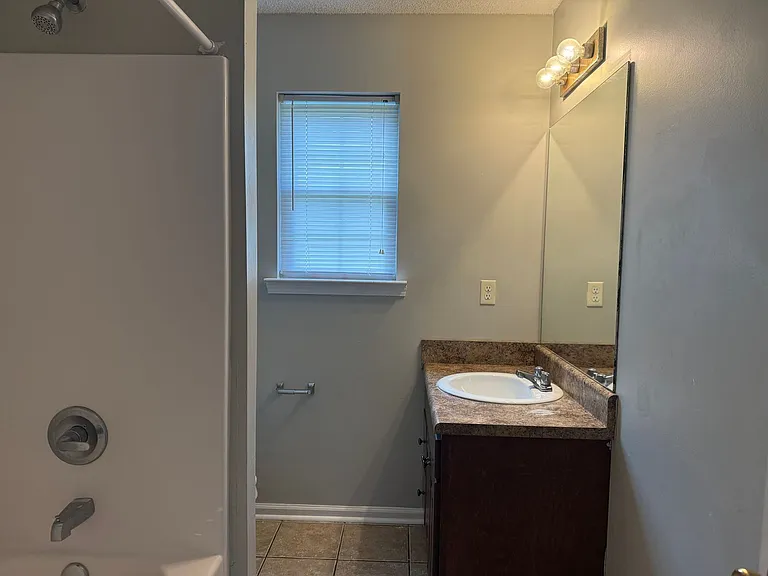 2510 Barnesdale Way — Photo 10
