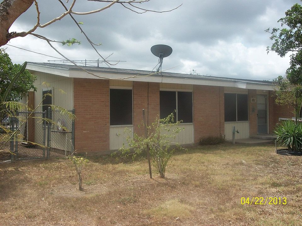 2nd image of 906 Turner St