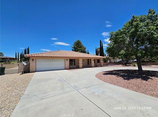 13425 Rincon Rd, Apple Valley, CA 92308