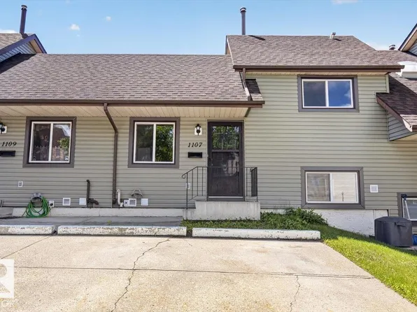 1107 62nd St NW, Edmonton, AB T6L 2H7