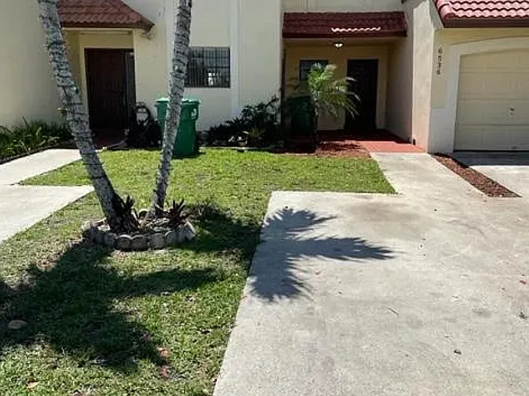 6536 NW 188th Ln — Photo 13